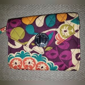 Vera Bradley Turnlock Wristlet Wallet, Like New Condition, Plum Crazy Pattern